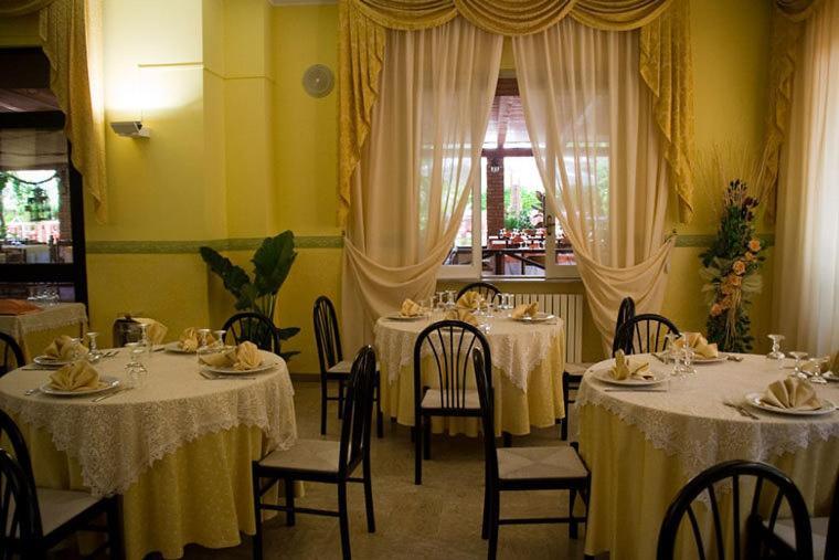 Hotel Ristorante Solari Briatico Exterior photo